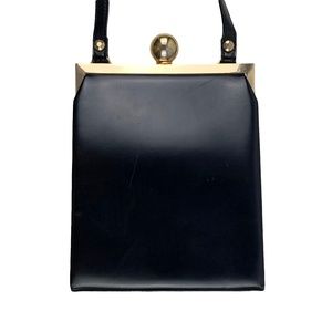 🌸🌺🌷💗Authentic YSL Classic black Leather Crossbody. Best deal on Poshmark!
